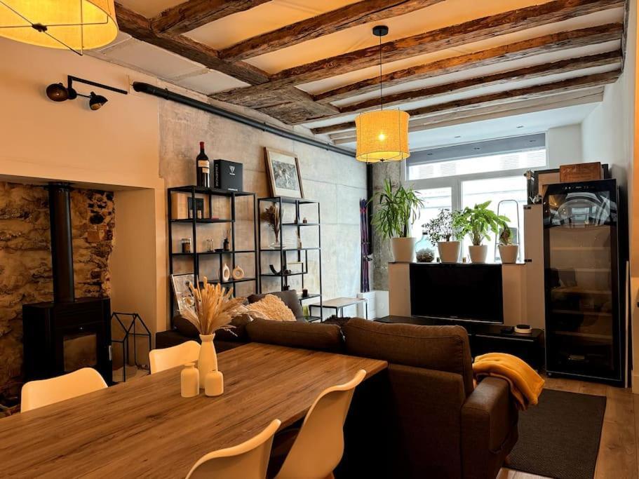 Cosy Centre